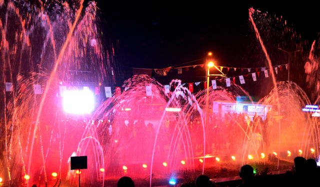 Antalya'da ışıklı havuz yenileniyor