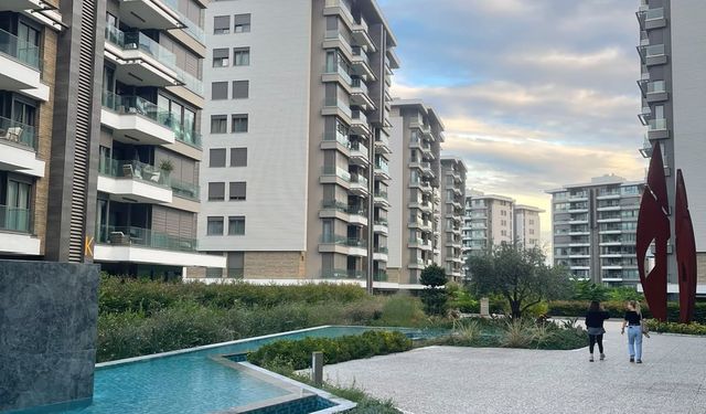 Antalya'da sitede pompalı tüfekle tehdit iddiası