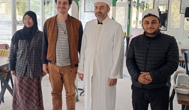 Avusturalyalı turist Müslüman oldu