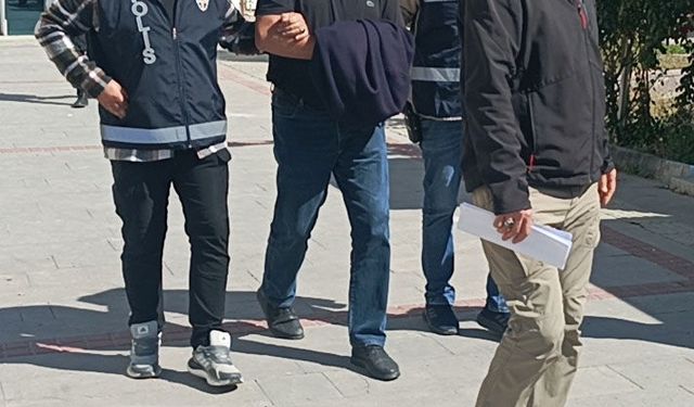 Yerel haber sitesi sahibi 'yanıltıcı bilgiyi yayma' suçundan tutuklandı