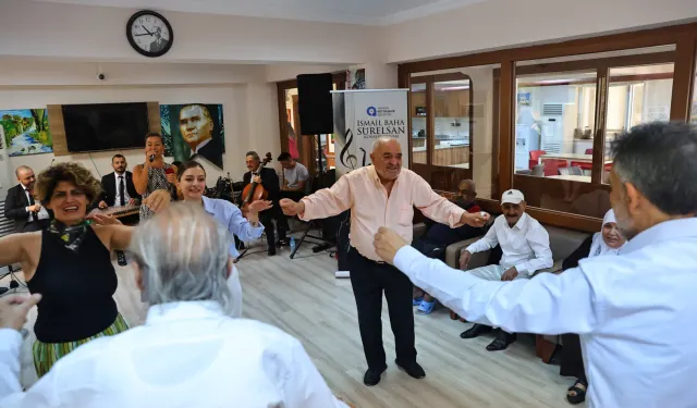 Antalya'da Dünya Yaşlılar Günü kutlandı