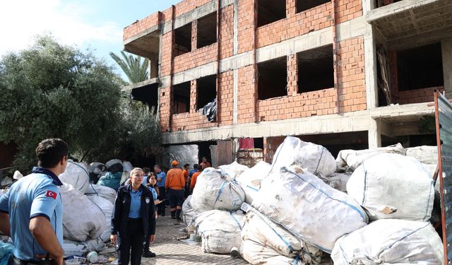 Antalya'da hurda ve atık depolarına operasyon