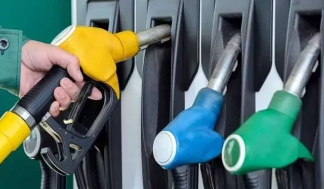 Benzine dev indirim kapıda