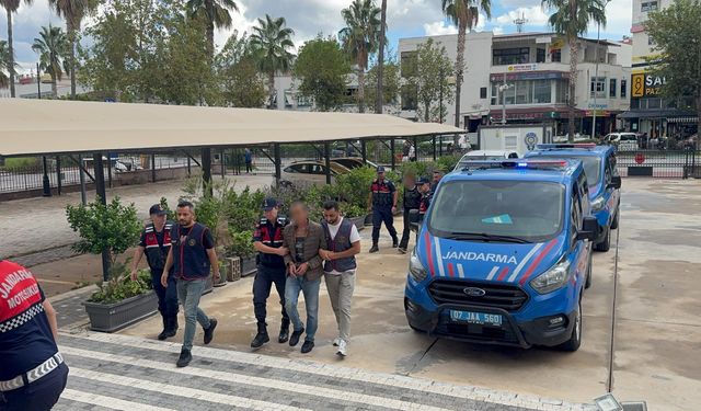 Gazipaşa’da 13 bıçak darbesiyle öldürüldü: Baba ve kız tutuklandı