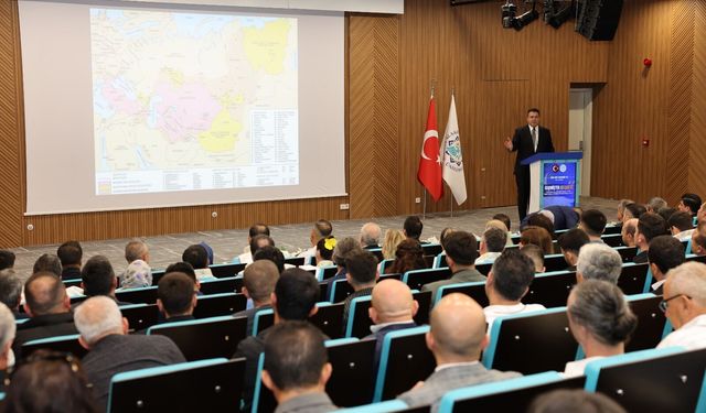 ALKÜ’de ilk ders: Geçmişten geleceğe Türk Dünyası