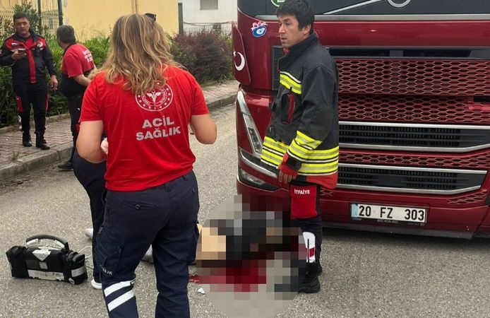 Antalya'da TIR'ın çarptığı motosiklet sürücüsü öldü
