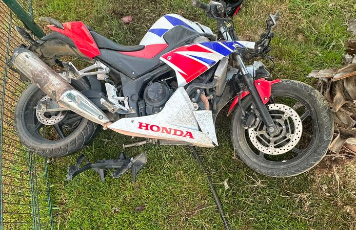 Alanya'da refüje çarpan motosikletin sürücüsü hayatını kaybetti