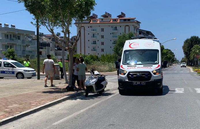 Motosikletten düşen sürücü yaralandı