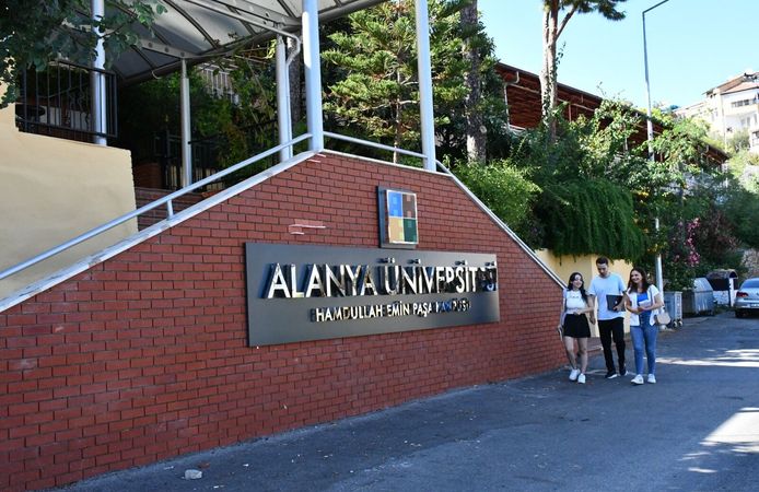 Alanya Üniversitesi RUR 2025 Dünya sıralamasında yükselişini sürdürdü