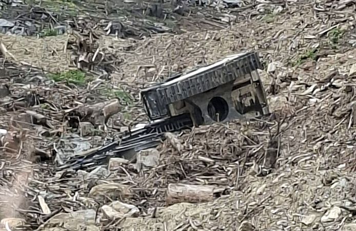 Gazipaşa'da devrilen iş makinesinin operatörü öldü
