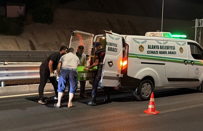 Alanya'da korkunç kaza: Özgür Metin yaşamını yitirdi