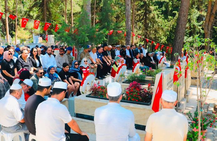 Alanya'da 15 Temmuz'un 10. yılında şehitler dualarla anıldı