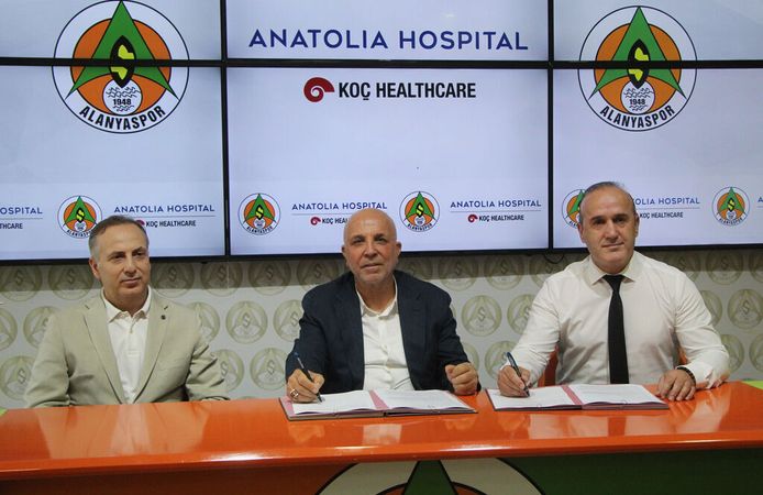 Alanyaspor, Anatolia Hospital Alanya ile sağlık sponsorluğunu yeniledi