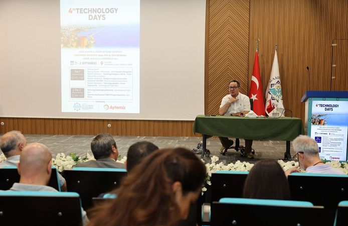 ALKÜ’de teknoloji günleri yapıldı