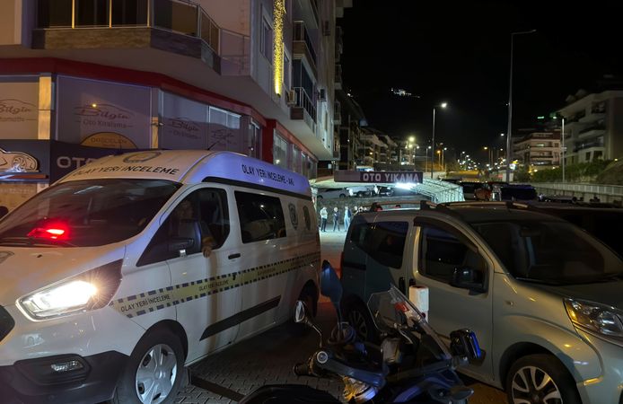 Alanya'da iş yerindeki silahlı kavgada ölü sayısı 2'ye yükseldi