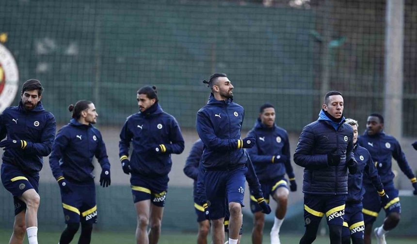 Fenerbahçe, Konyaspor maçı hazırlıklarına başladı