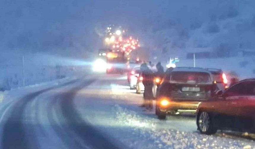 Konya-Antalya karayolu ulaşıma kapatıldı