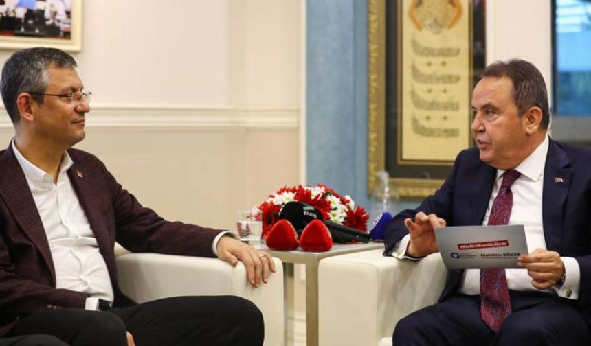 CHP lideri Özgür Özel'den Başkan Muhittin Böcek’e ziyaret