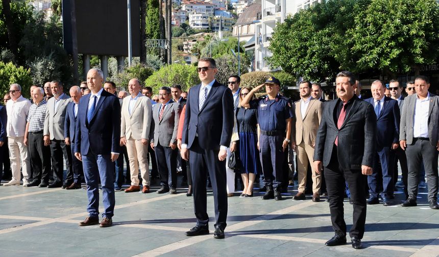 Alanya'da 19 Ekim Muhtarlar Günü coşkuyla kutlandı