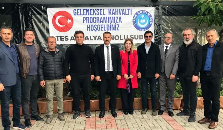 Türk Eğitim-Sen Antalya 2 Nolu Şubesi'nden 24 Kasım kutlaması