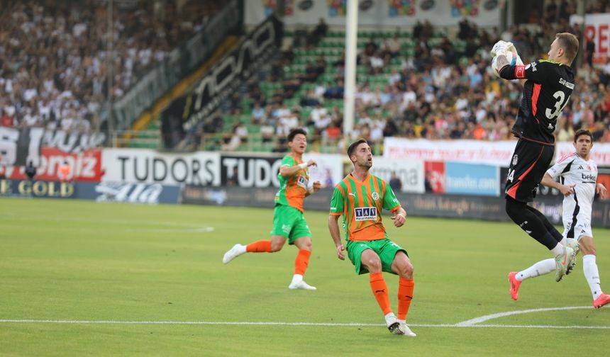 Alanyaspor - Beşiktaş 1-1 berabere kaldı