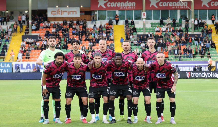 Alanyaspor kendi evinde Sivasspor’u 2-0 yendi