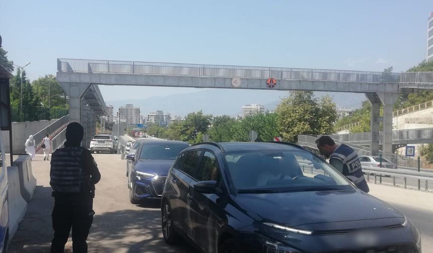 Antalya'da çalıntı araç denetimi
