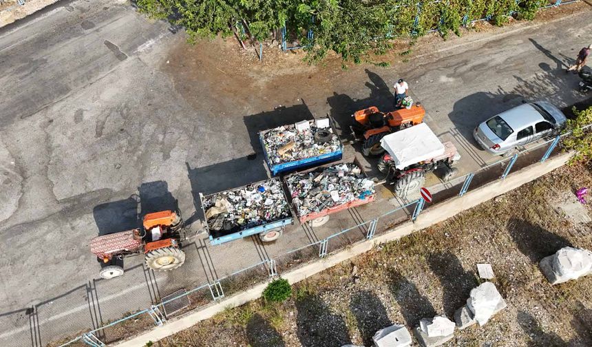 Perge Antik Kenti'nde çevre temizliği