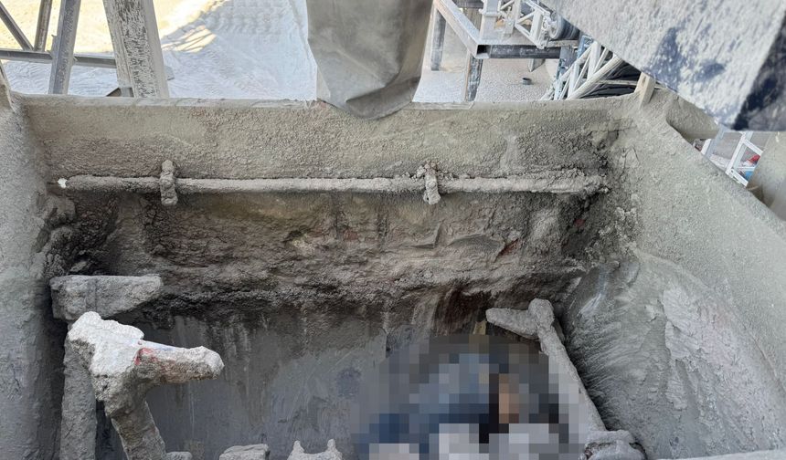 Beton karıştırıcısına düşüp, hayatını kaybetti