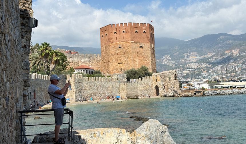 Alanya'nın simgelerine 44 bin ziyaretçi