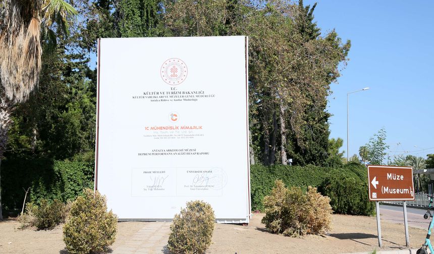Müzede deprem raporu tartışması