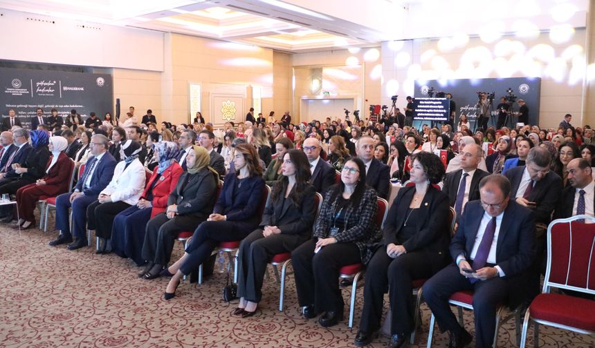 Bakan Göktaş: Kadınlar yenilikçi fikirleriyle iş dünyasının çehresini değiştiriyor