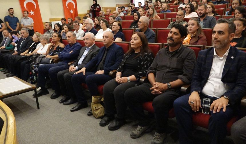 Hacılar Büyük Höyük kazısını anlattı