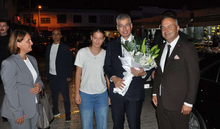 Bakan Memişoğlu, AK Parti Gazipaşa İlçe Teşkilatı'nı ziyaret etti