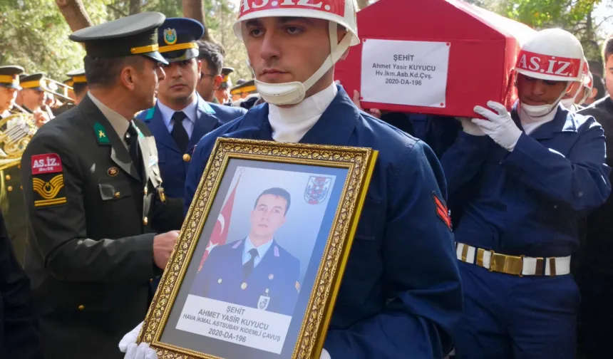 'Keşke'si gerçek oldu..! Şehit astsubay Ahmet Yasir Kuyucu Konya'da gözyaşlarıyla uğurlandı