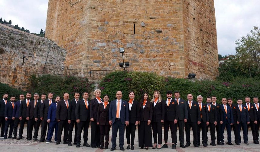 Alanya esnafına “Birlikte yönetim, ortak akıl ve güçlü dayanışma” çağrısı