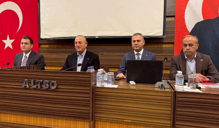 Çavuşoğlu Alanya'da yatırım müjdeleri verdi