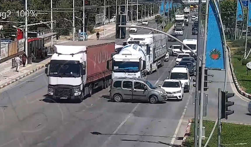 Geçen yıl saatte 77 kaza oldu, günde 7 kişi öldü