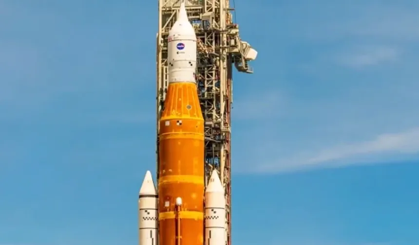 Türkiye'nin ilk astronotu Alper Gezeravcı: Artemis II ile Ay'a insanlı dönüş başlıyor