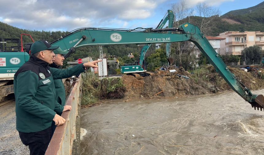 Alanya Dim Çayı'nda taşkın riski devam ediyor