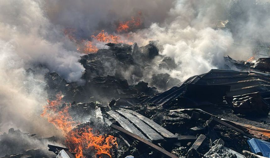 Alanya'da aynı depoda ikinci yangın