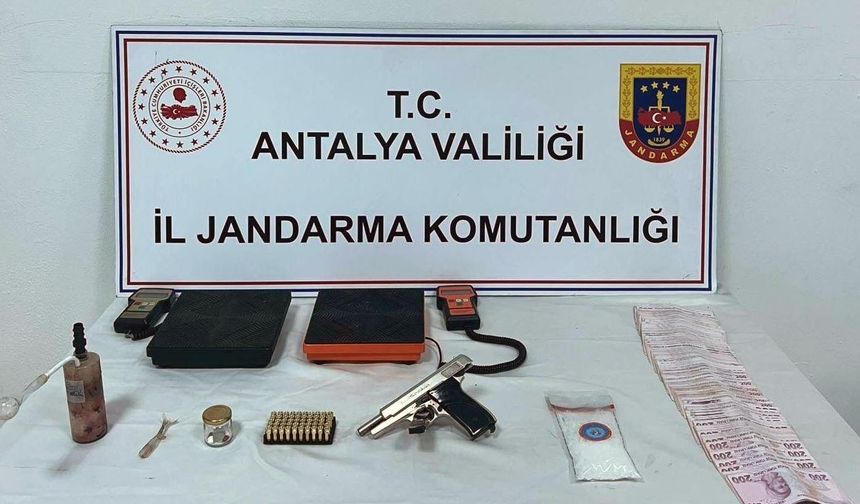 Antalya'da uyuşturucu operasyonu