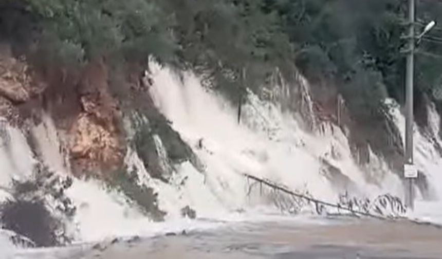 Alanya'da o yollar kapandı, tehlike devam ediyor