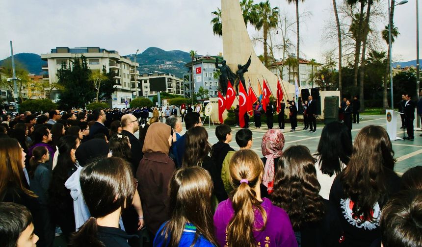 Alanya'da Çanakkale şehitleri törenle anıldı