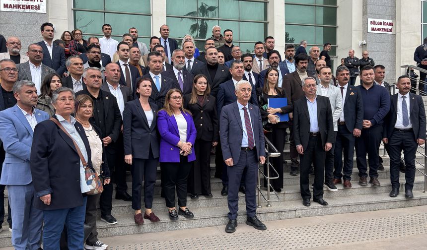 Duruşma sonrası CHP Antalya basın açıklaması yaptı