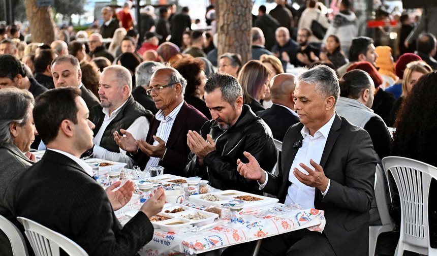 Muratpaşa'dan 2 bin kişilik iftar sofrası