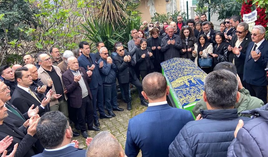 Alanya'da usta gazeteci Fazıl Tunç son yolculuğuna uğurlandı