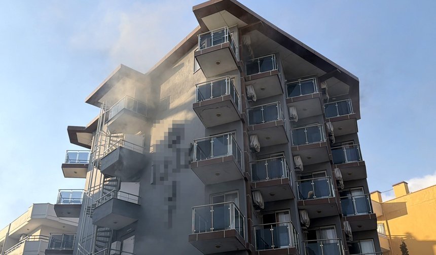 Alanya'da 3 yıldızlı otelde yangın