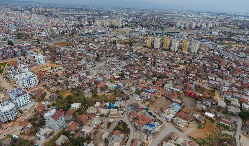 Antalya'da suçun gölgesindeki çocuklara destek