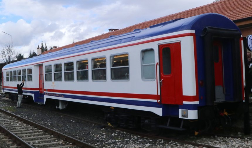 Millet kıraathanesi, gar atölye ve gar kafe açıldı